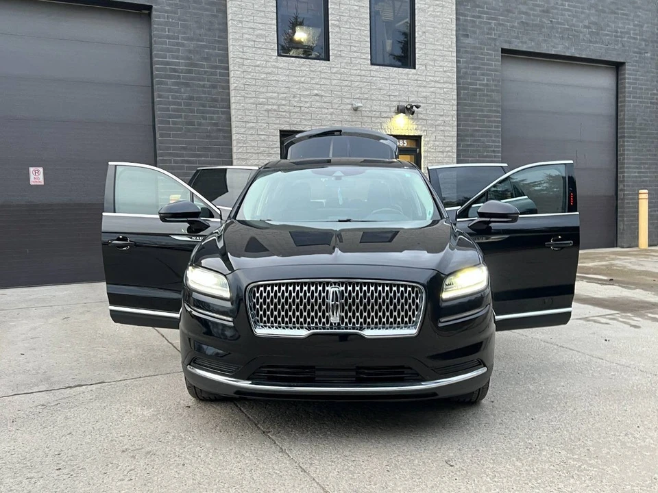 2023 Lincoln Nautilus - Image 15 of 21