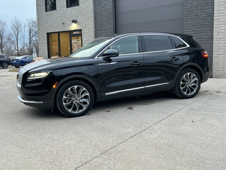 2023 Lincoln Nautilus - Image 5 of 21