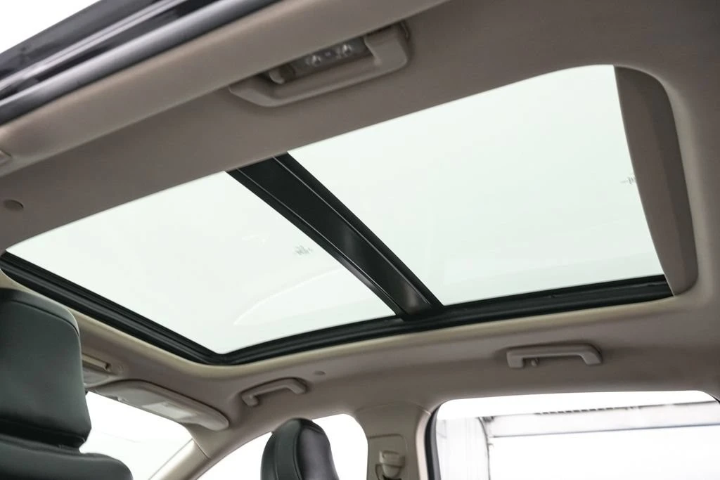 2023 Lincoln Nautilus - Image 21 of 27