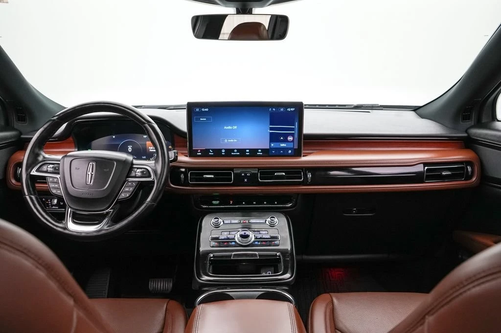2023 Lincoln Nautilus - Image 15 of 27