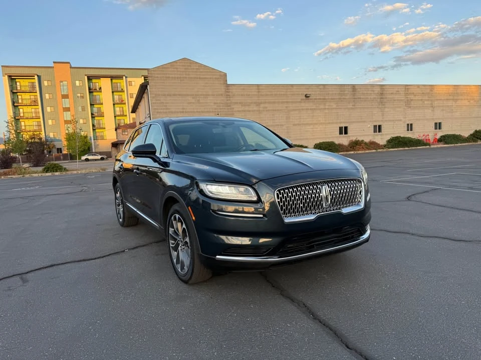 2023 Lincoln Nautilus - Image 3 of 20