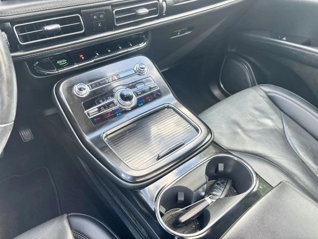 2023 Lincoln Nautilus - Image 21 of 31