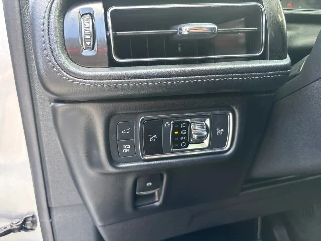 2023 Lincoln Nautilus - Image 22 of 31