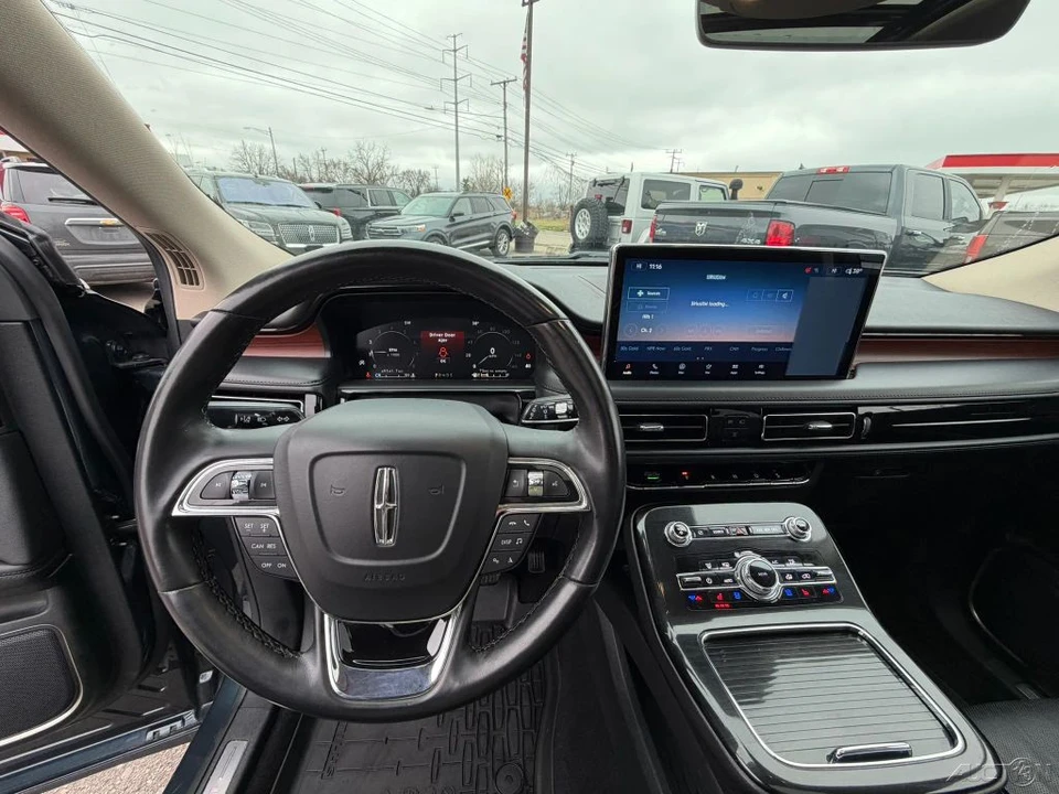 2023 Lincoln Nautilus - Image 20 of 21