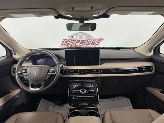 2023 Lincoln Nautilus - Image 11 of 12