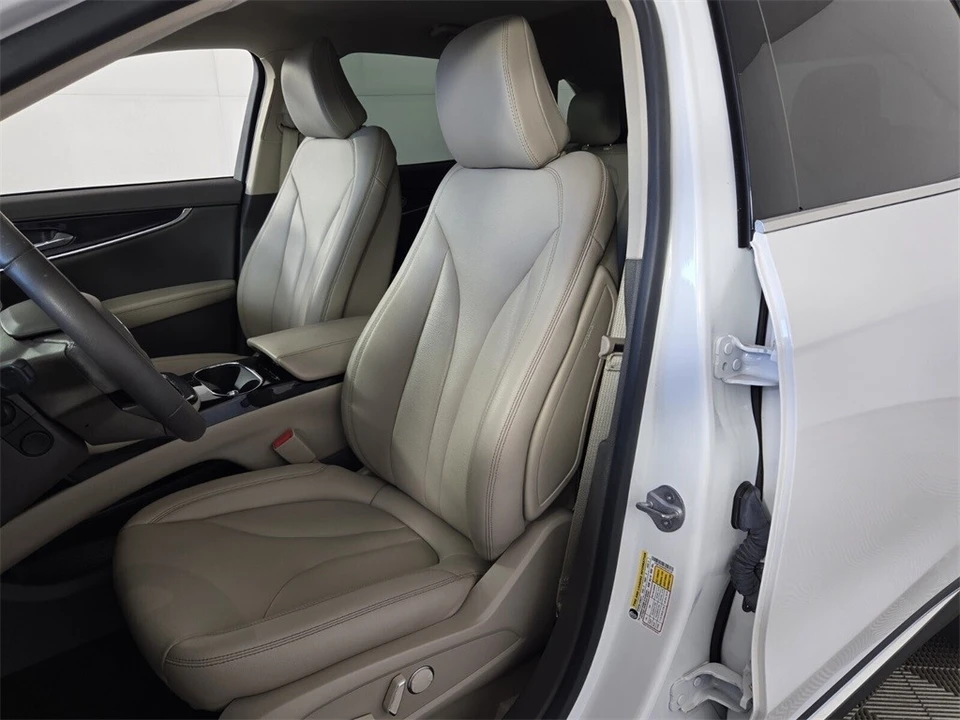 2023 Lincoln Nautilus - Image 7 of 21