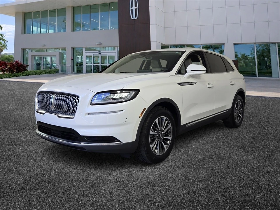 2023 Lincoln Nautilus - Image 3 of 12