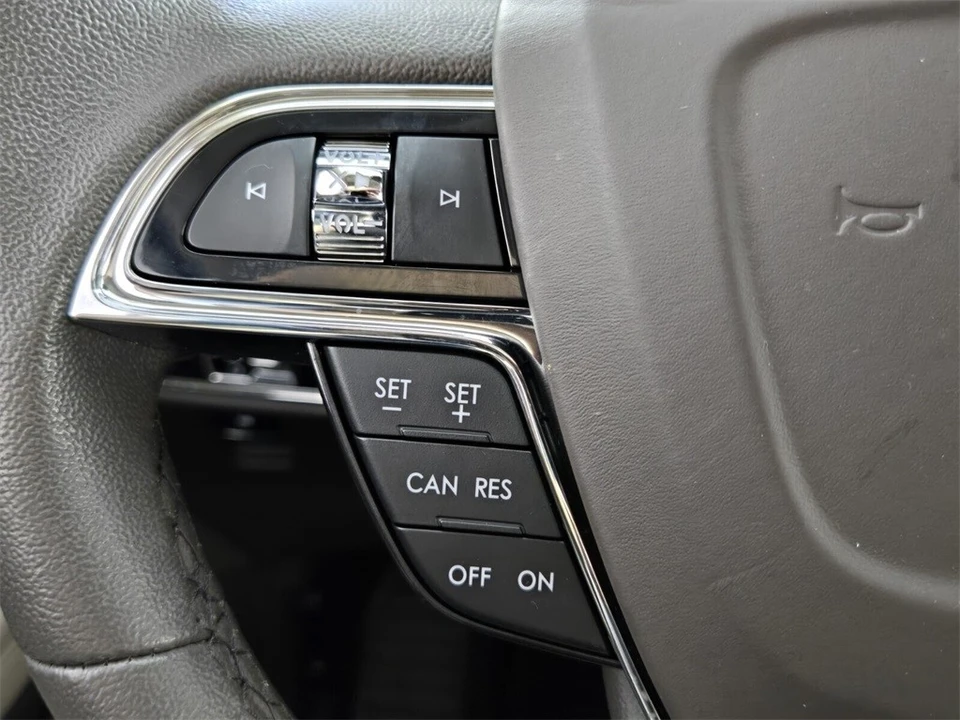 2023 Lincoln Nautilus - Image 21 of 21