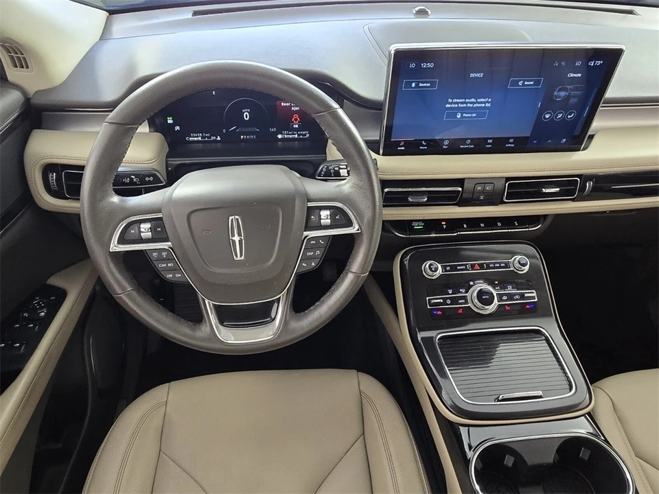 2023 Lincoln Nautilus - Image 10 of 12