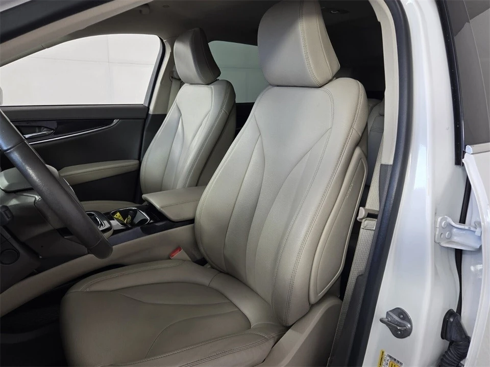 2023 Lincoln Nautilus - Image 7 of 12