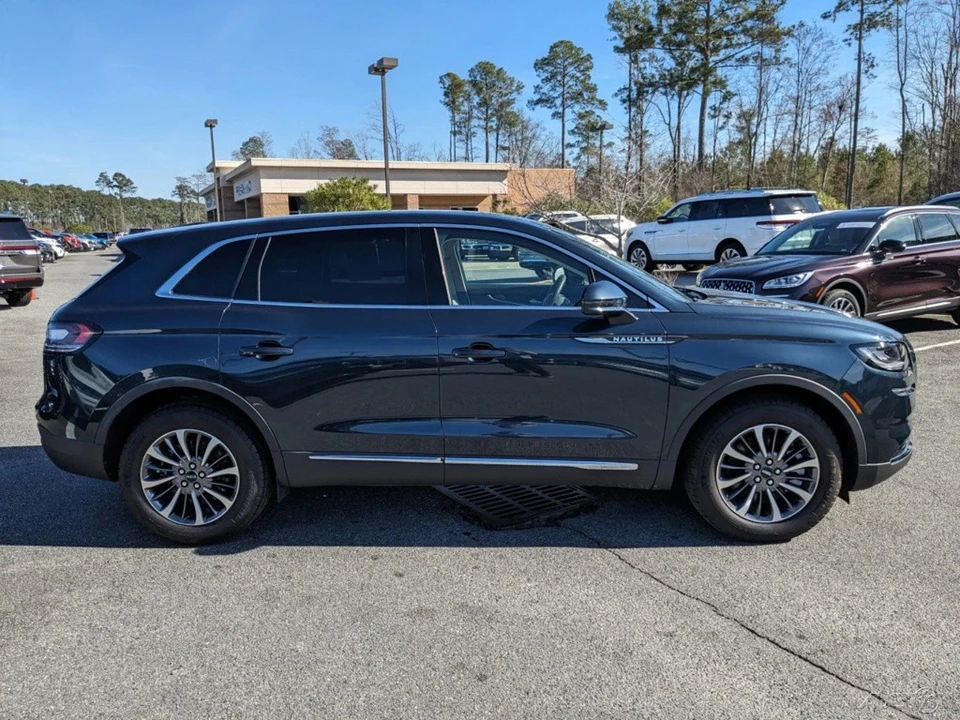 2023 Lincoln Nautilus - Image 3 of 21