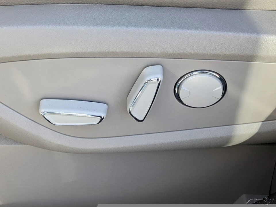 2023 Lincoln Nautilus - Image 21 of 21