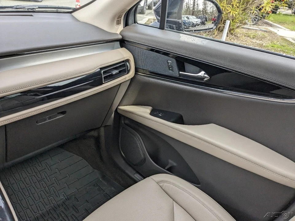 2023 Lincoln Nautilus - Image 18 of 21