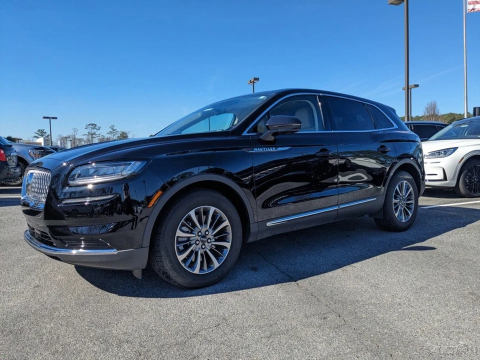 2023 Lincoln Nautilus - Image 10 of 21