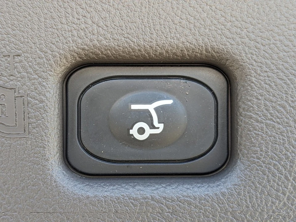2023 Lincoln Nautilus - Image 7 of 21