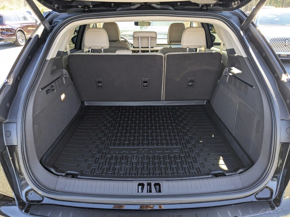 2023 Lincoln Nautilus - Image 6 of 21