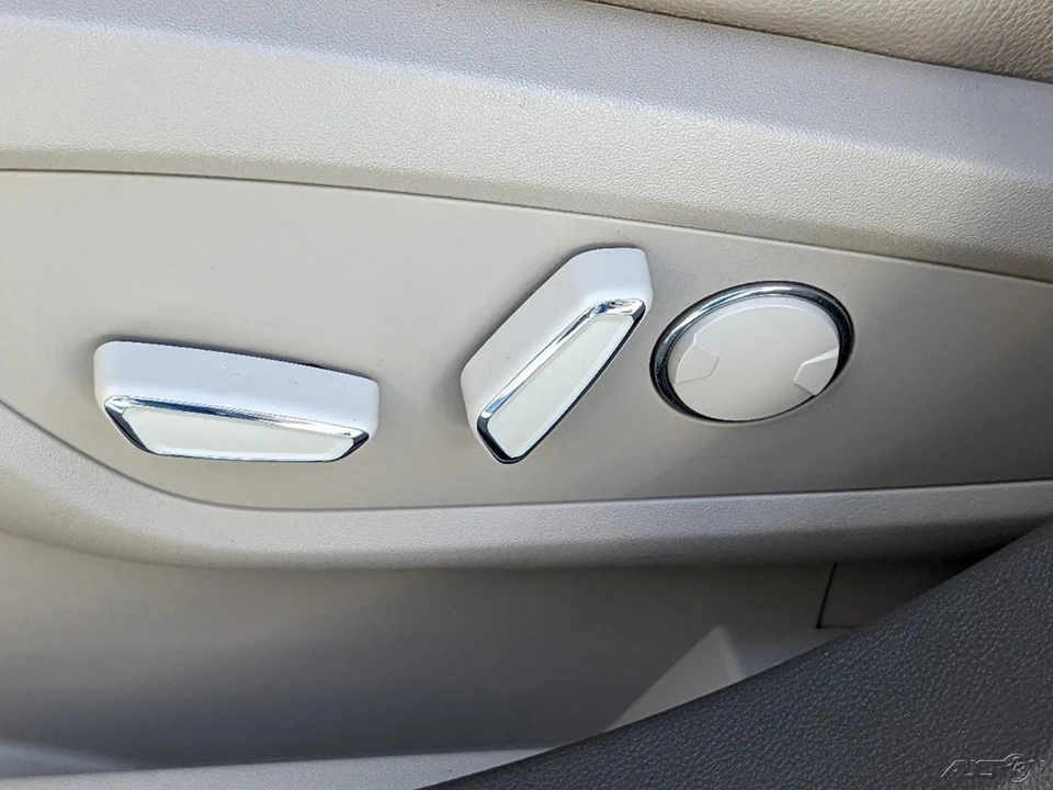 2023 Lincoln Nautilus - Image 21 of 21