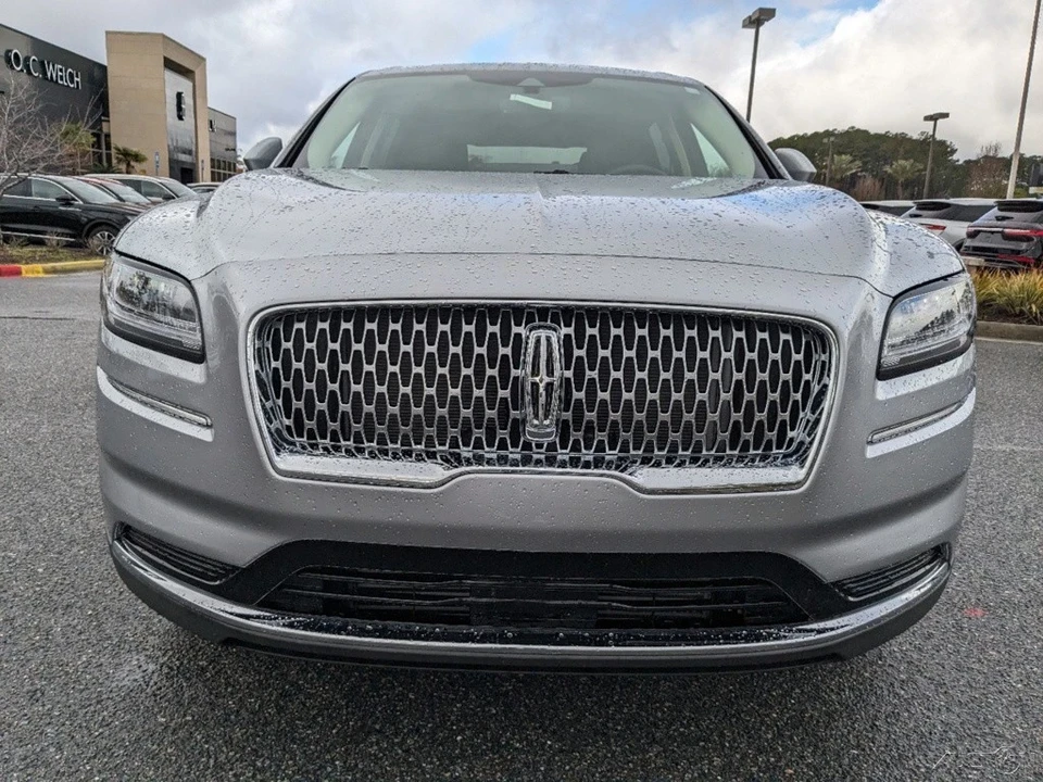 2023 Lincoln Nautilus - Image 9 of 21