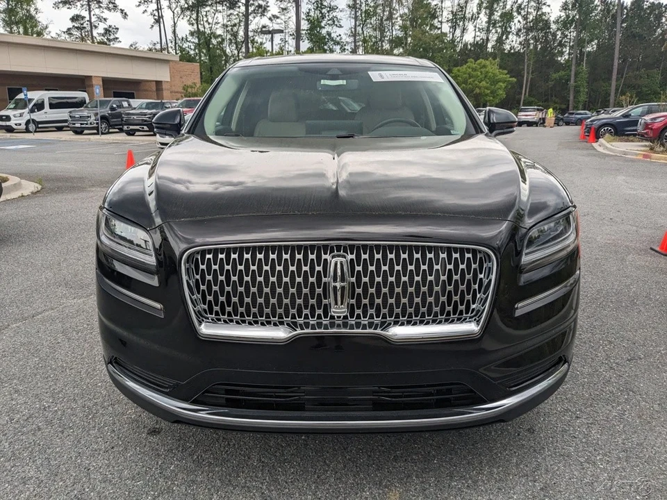 2023 Lincoln Nautilus - Image 9 of 21