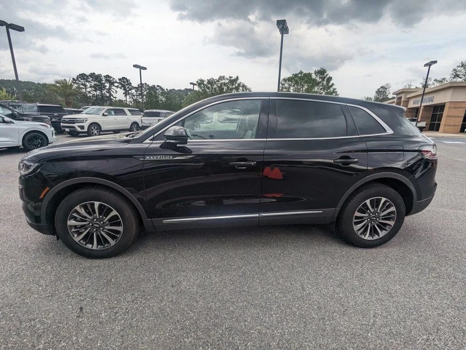 2023 Lincoln Nautilus - Image 7 of 21