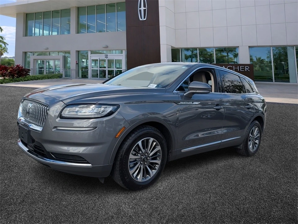 2023 Lincoln Nautilus - Image 3 of 12
