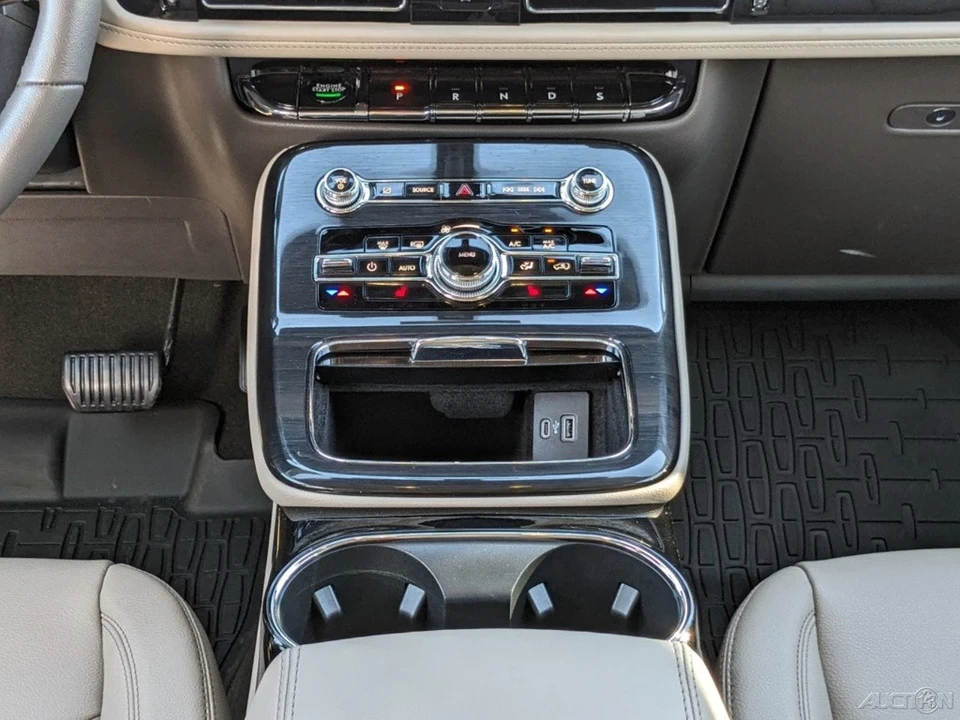 2023 Lincoln Nautilus - Image 21 of 21