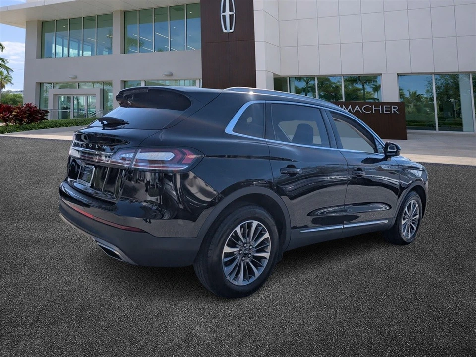 2023 Lincoln Nautilus - Image 7 of 21