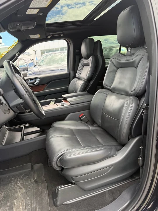 2023 Lincoln Navigator 4th Gen - Image 6 of 7