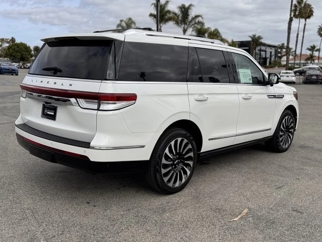 2023 Lincoln Navigator 4th Gen - Image 12 of 12