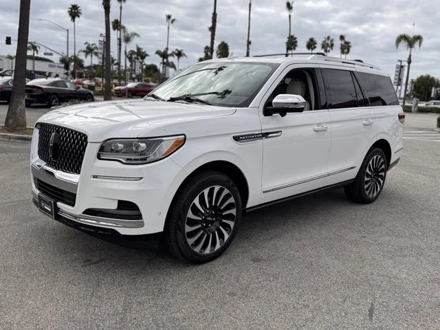 2023 Lincoln Navigator 4th Gen - Image 7 of 12