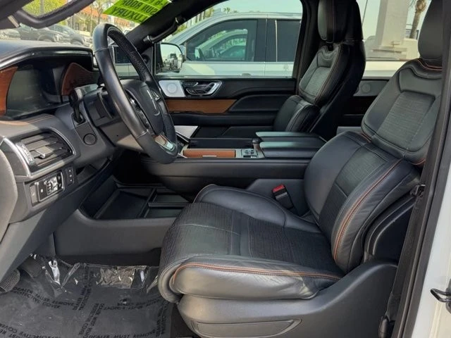 2023 Lincoln Navigator 4th Gen - Image 16 of 21