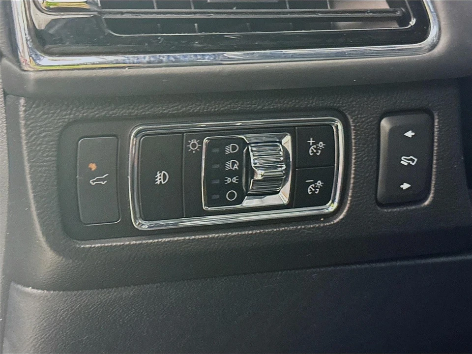 2023 Lincoln Navigator 4th Gen - Image 4 of 21