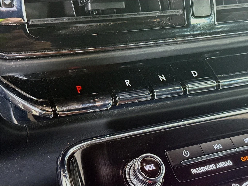 2023 Lincoln Navigator 4th Gen - Image 20 of 31