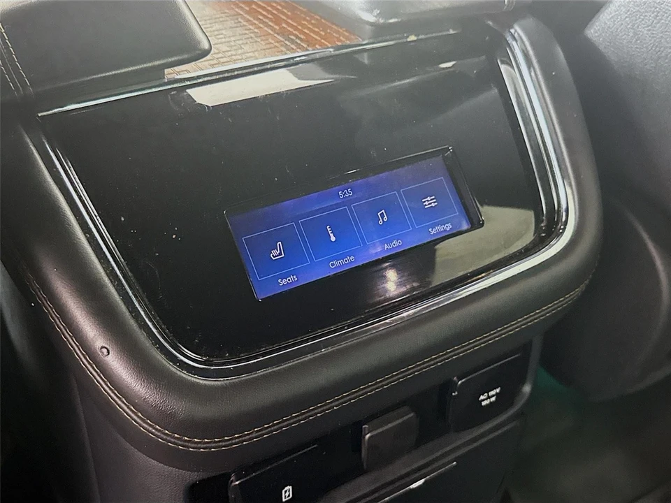 2023 Lincoln Navigator 4th Gen - Image 27 of 31