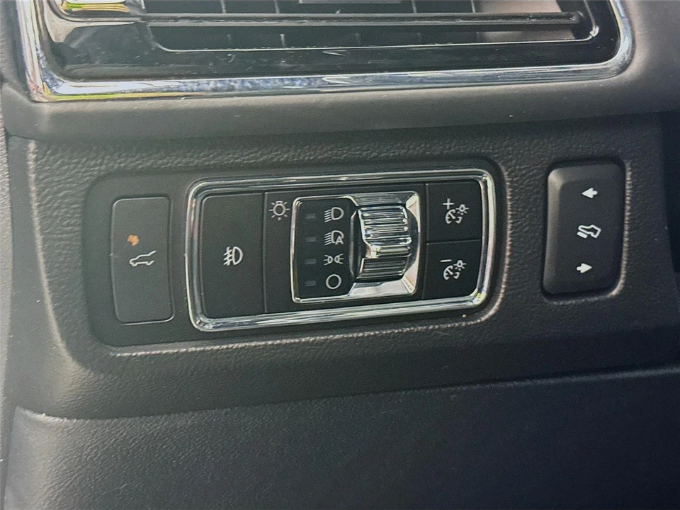 2023 Lincoln Navigator 4th Gen - Image 4 of 15
