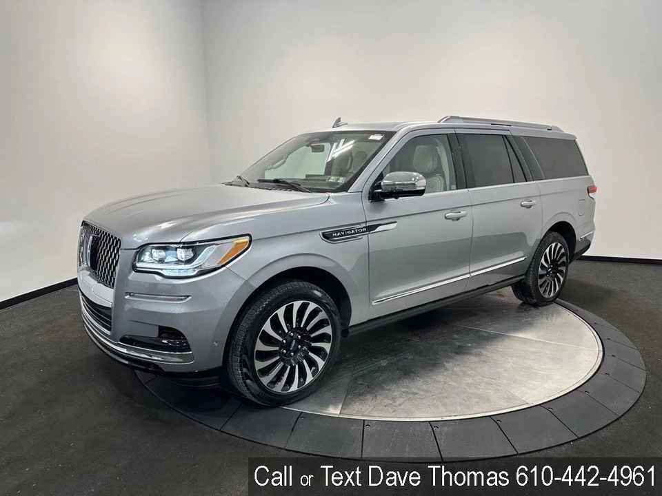 2023 Lincoln Navigator 4th Gen - Image 3 of 21