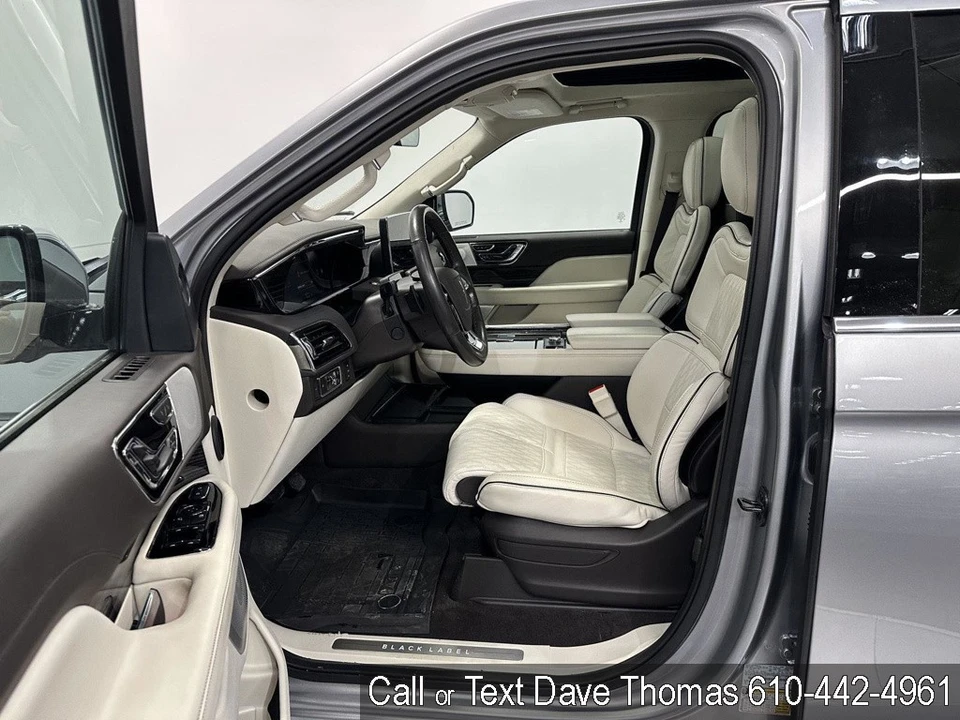 2023 Lincoln Navigator 4th Gen - Image 11 of 21