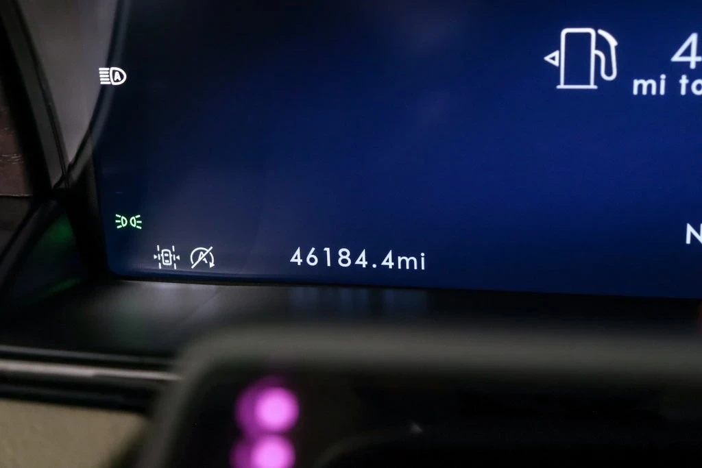 2023 Lincoln Navigator 4th Gen - Image 20 of 21