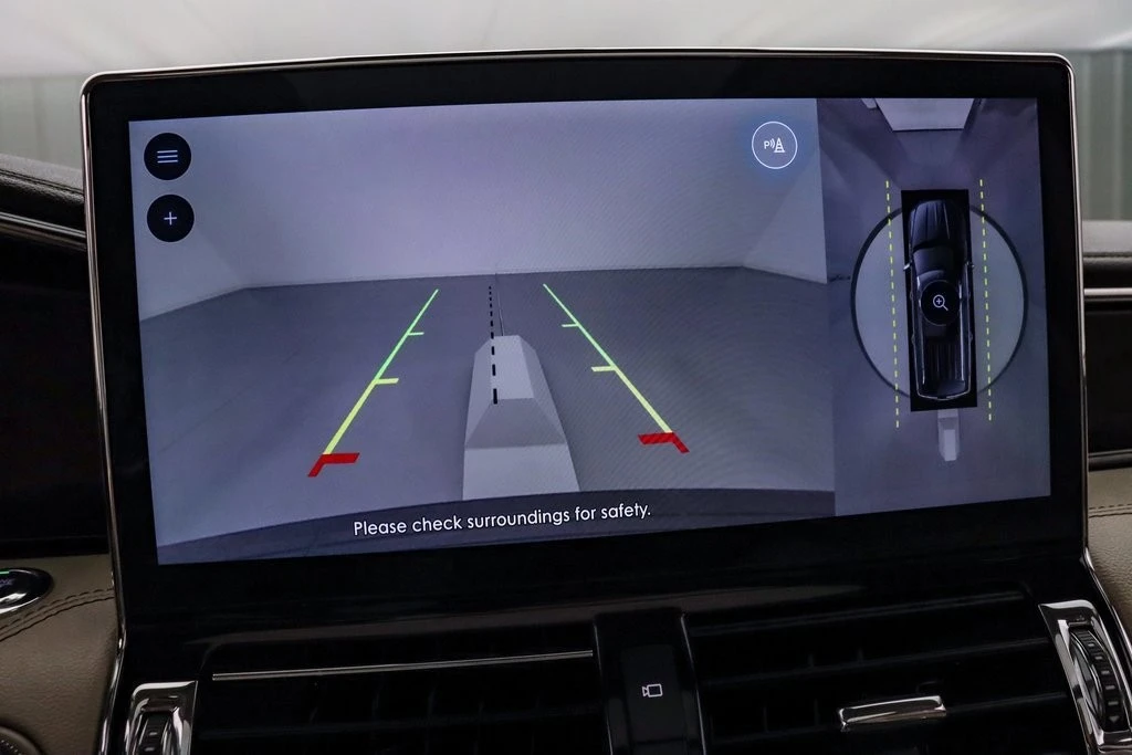 2023 Lincoln Navigator 4th Gen - Image 18 of 21