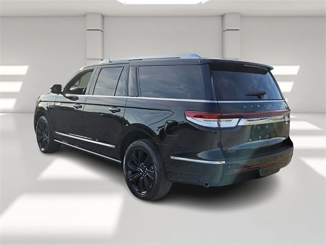 2023 Lincoln Navigator 4th Gen - Image 3 of 21