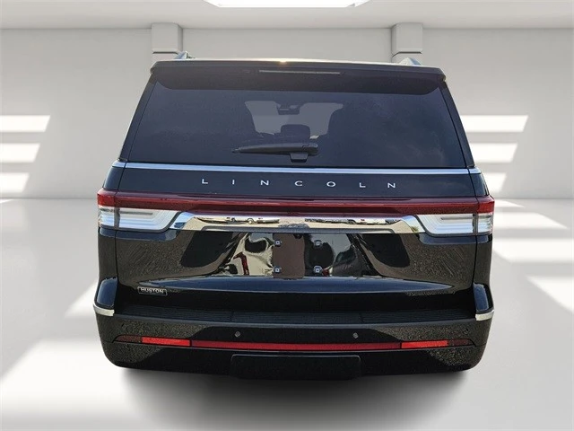 2023 Lincoln Navigator 4th Gen - Image 4 of 21