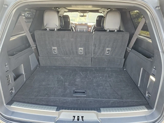 2023 Lincoln Navigator 4th Gen - Image 14 of 21