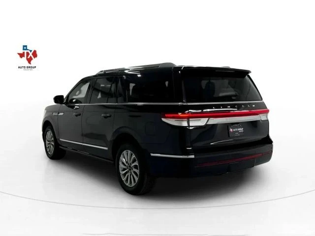 2023 Lincoln Navigator 4th Gen - Image 5 of 12