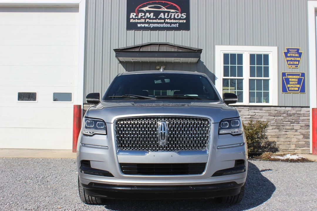 2023 Lincoln Navigator 4th Gen - Image 3 of 21