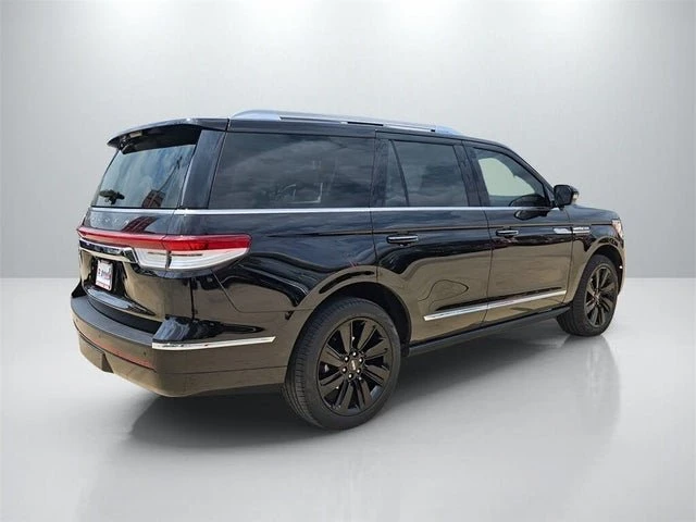 2023 Lincoln Navigator 4th Gen - Image 3 of 20
