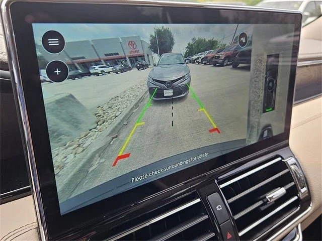 2023 Lincoln Navigator 4th Gen - Image 19 of 20