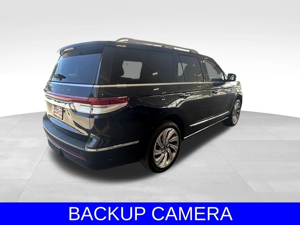 2023 Lincoln Navigator 4th Gen - Image 4 of 12