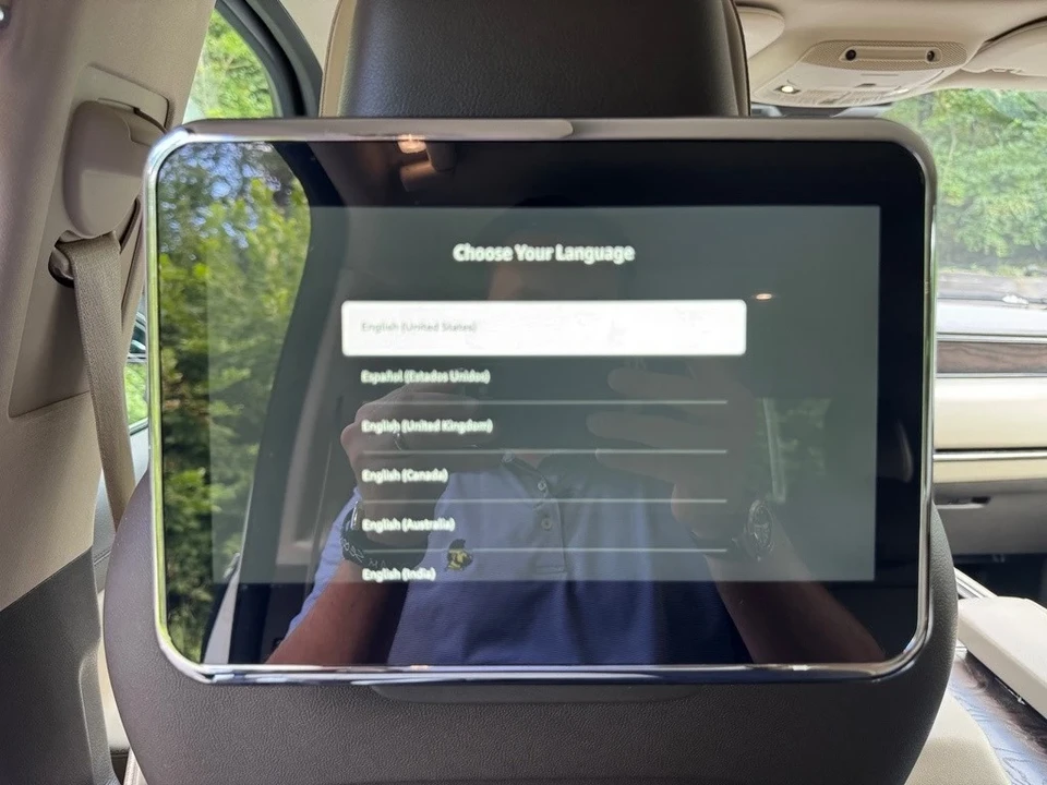2023 Lincoln Navigator 4th Gen - Image 17 of 21