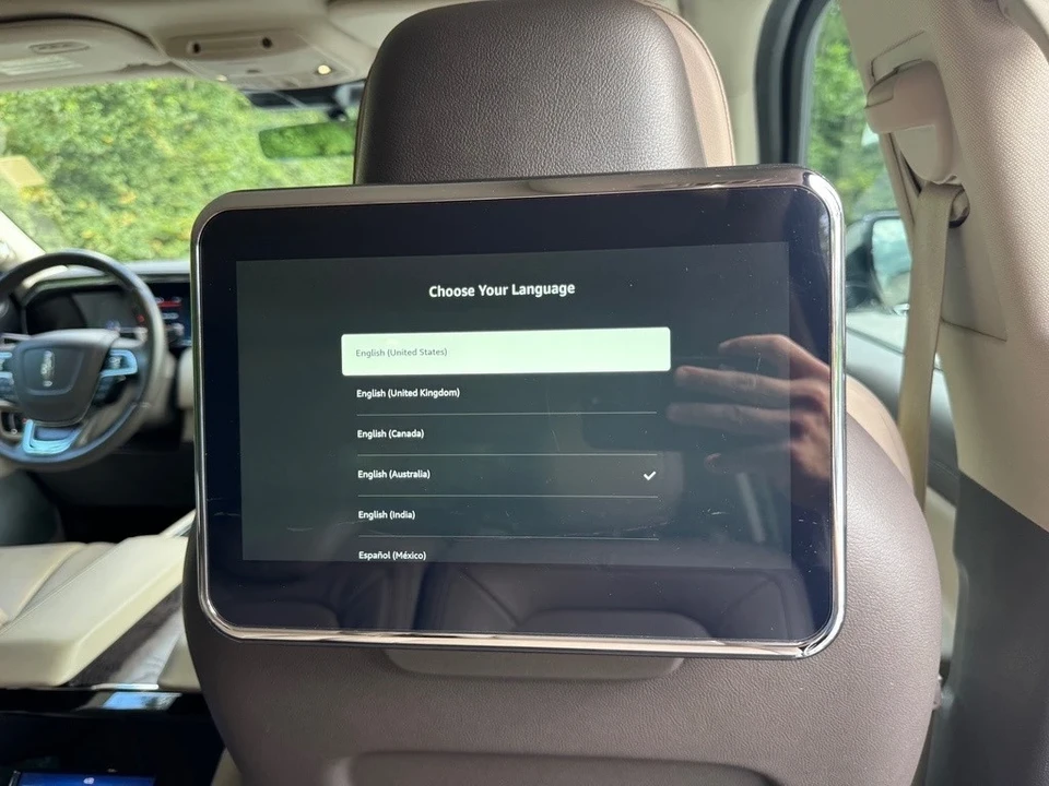 2023 Lincoln Navigator 4th Gen - Image 21 of 21