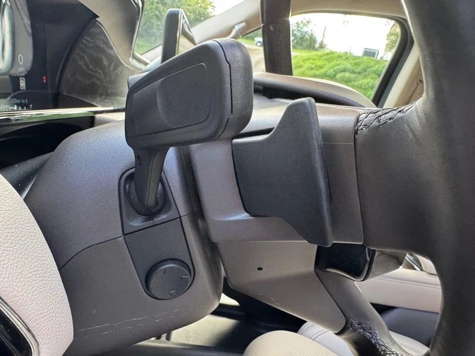 2023 Lincoln Navigator 4th Gen - Image 14 of 21